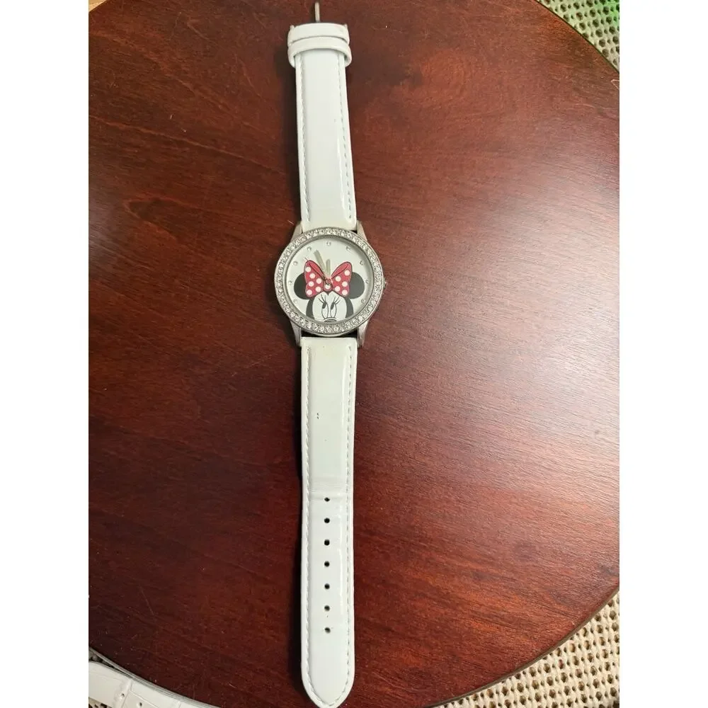Disney Minnie Watch Accutime Red White Silver Rhinestones‎ BRAND NEW Battery